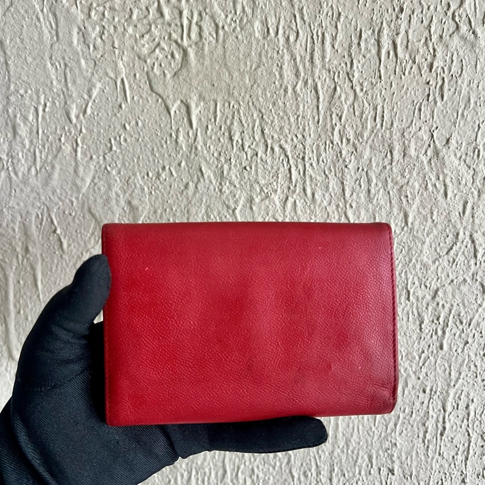 Yves Saint Laurent Trifold Wallet - Picture 2 of 11